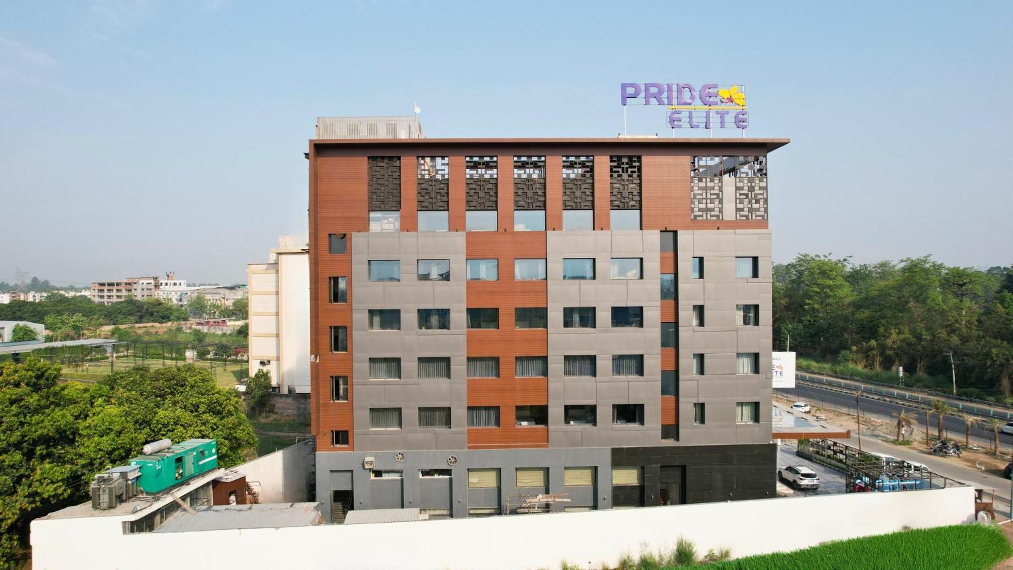 Pride Elite Haridwar Hotel Ngoại thất bức ảnh