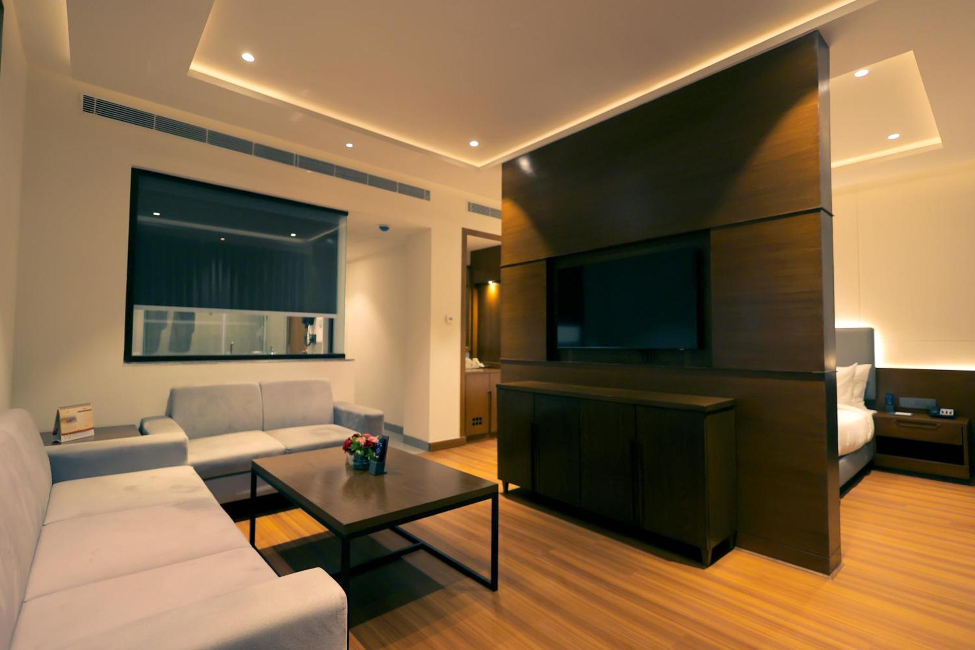 Pride Elite Haridwar Hotel Ngoại thất bức ảnh